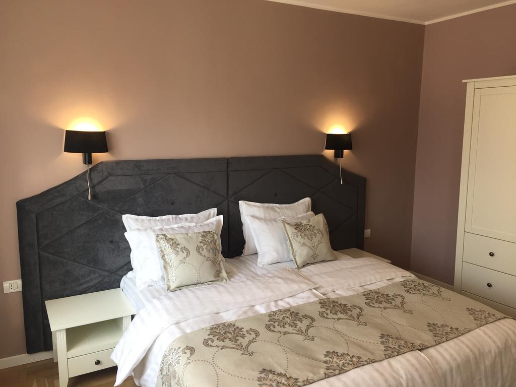 Kiem Premium Apartments Brasov Luaran gambar