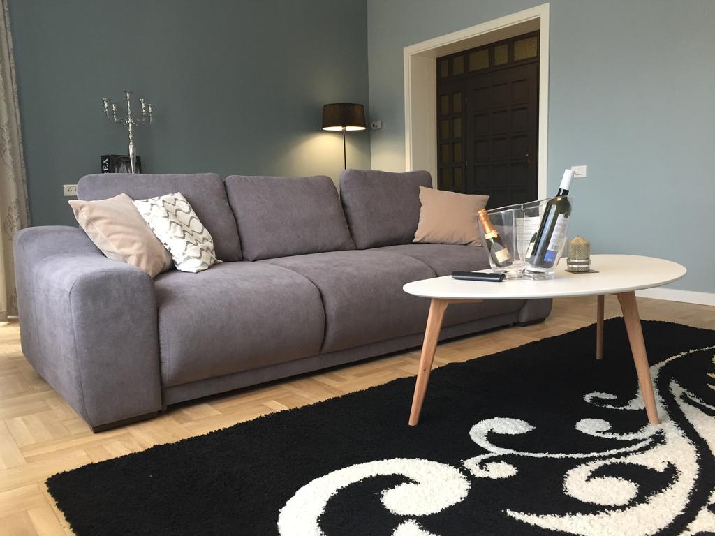 Kiem Premium Apartments Brasov Luaran gambar