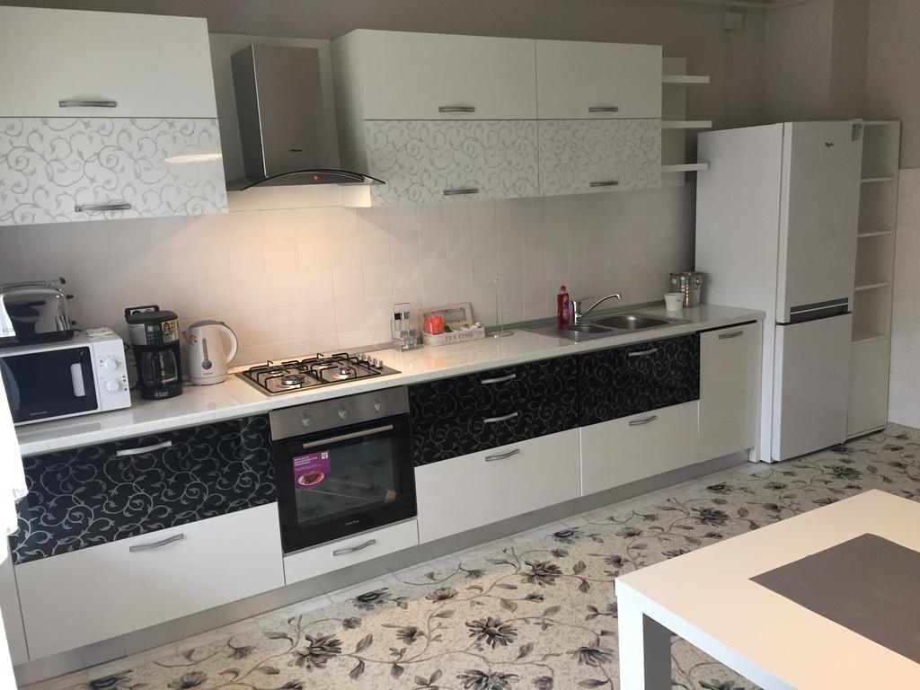 Kiem Premium Apartments Brasov Luaran gambar