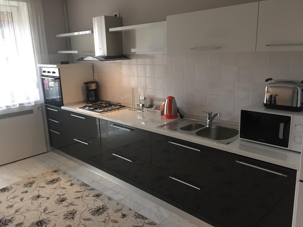 Kiem Premium Apartments Brasov Luaran gambar