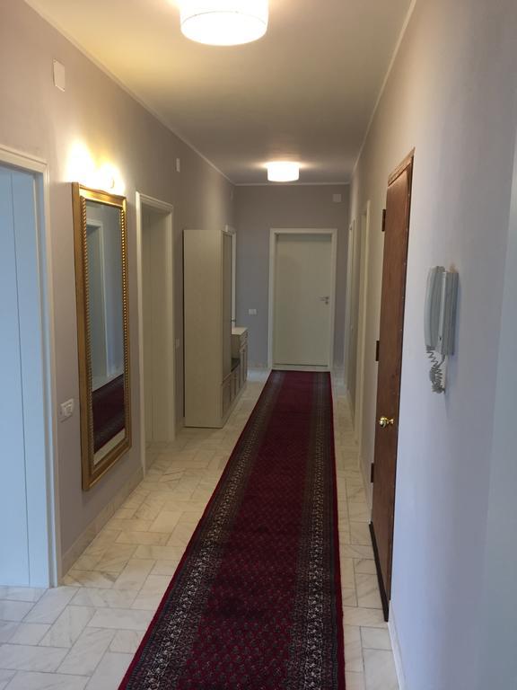 Kiem Premium Apartments Brasov Luaran gambar