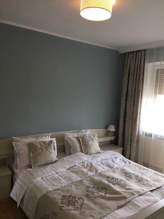 Kiem Premium Apartments Brasov Luaran gambar
