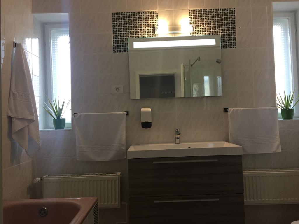 Kiem Premium Apartments Brasov Luaran gambar