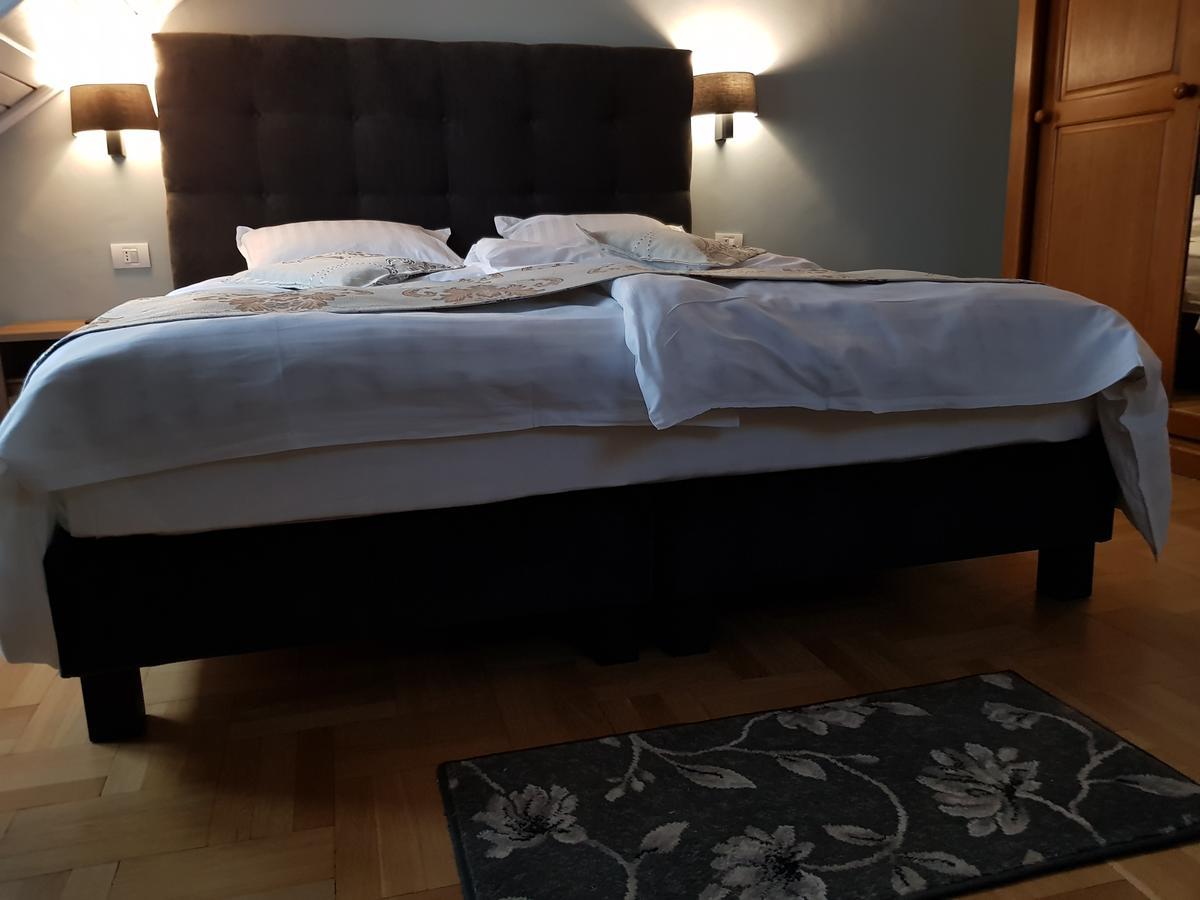 Kiem Premium Apartments Brasov Luaran gambar