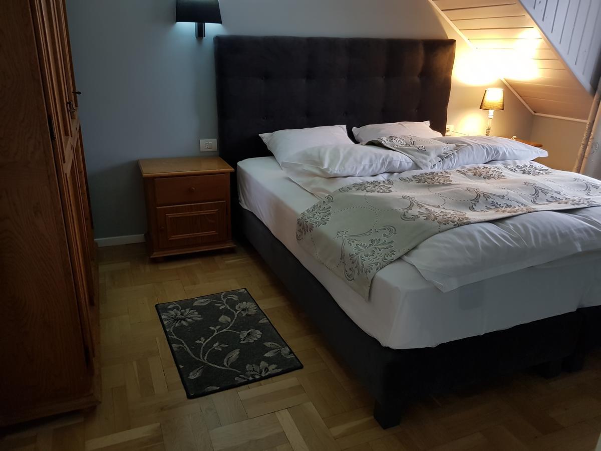 Kiem Premium Apartments Brasov Luaran gambar